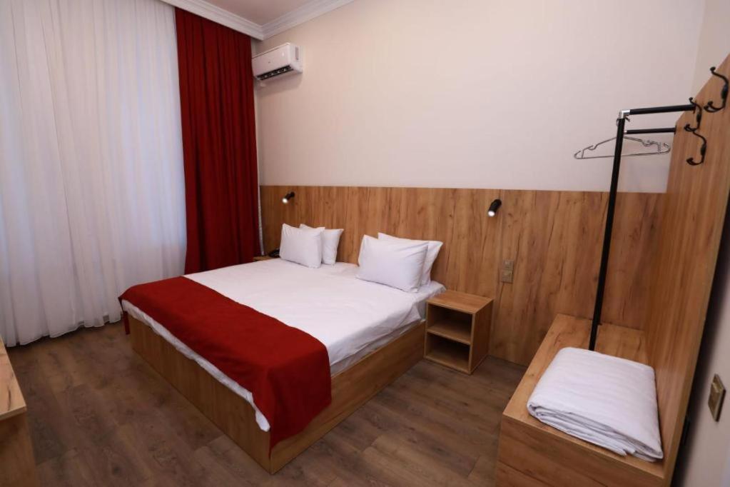 London Hotel And Guest House Μπακού Εξωτερικό φωτογραφία
