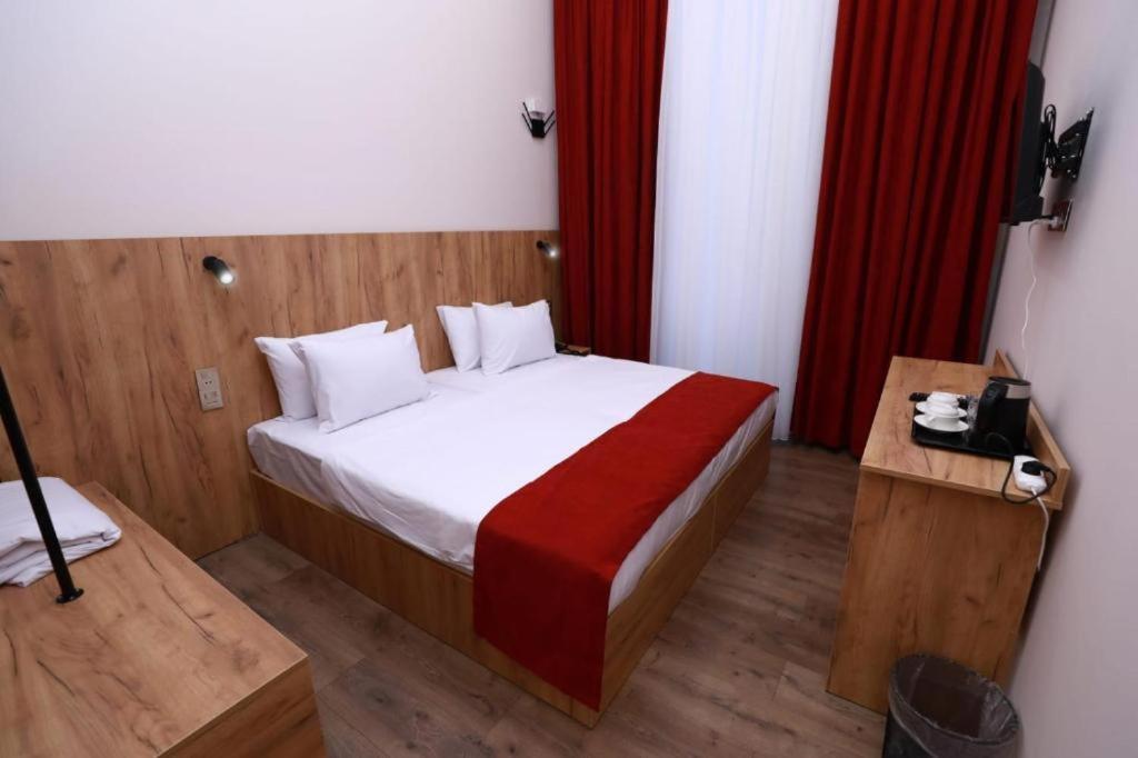London Hotel And Guest House Μπακού Εξωτερικό φωτογραφία