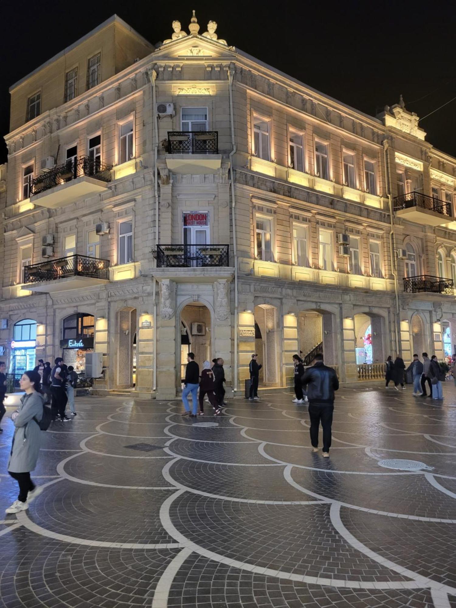 London Hotel And Guest House Μπακού Εξωτερικό φωτογραφία