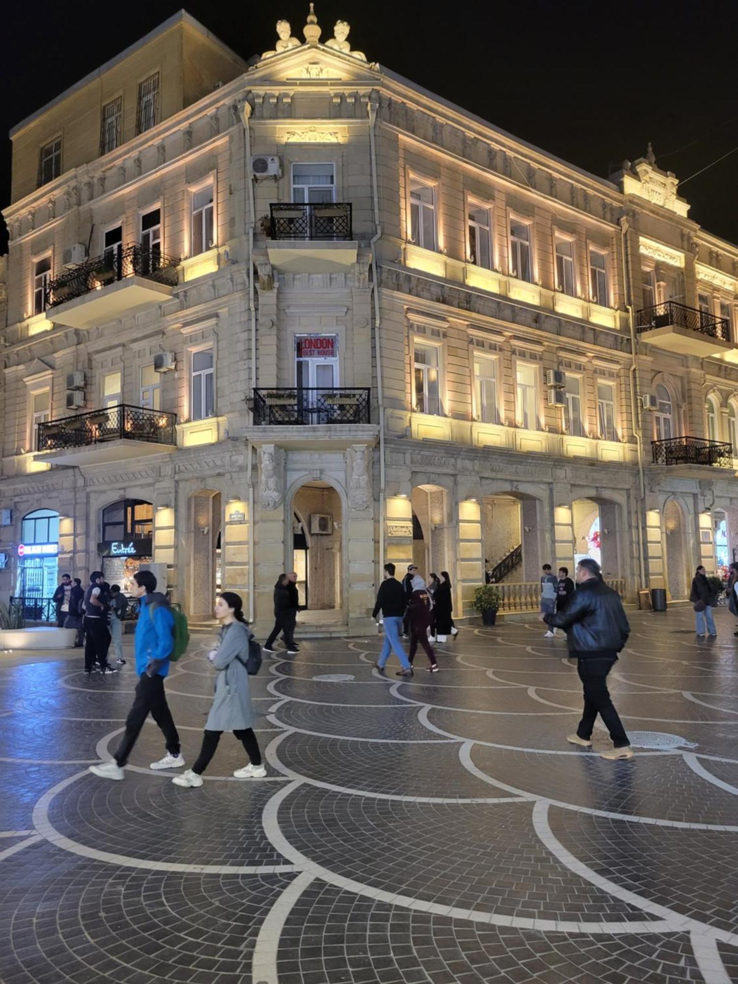 London Hotel And Guest House Μπακού Εξωτερικό φωτογραφία